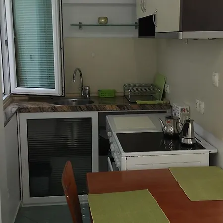 Студия Нидер Gæstehus Burgas City