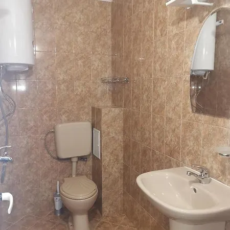 Студия Нидер Burgas City